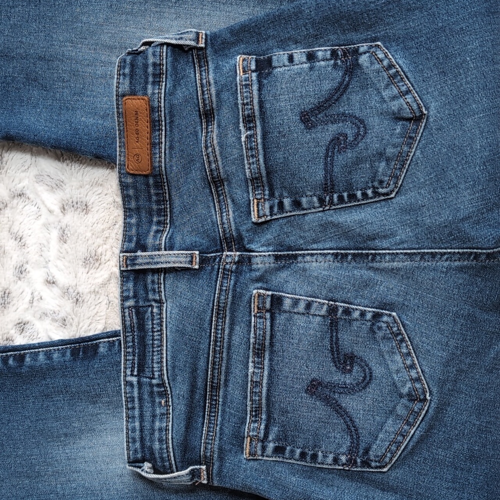 AG Adriano Goldschmied Mari Mid-Rise Slim Straight Jeans - Picture 8 of 14